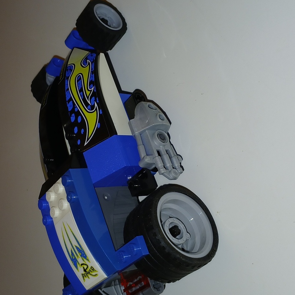 Lego Race Car - Picture 5 of 6